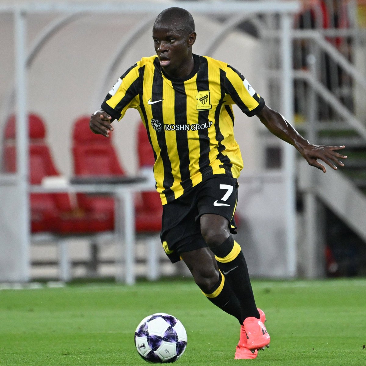 Fenerbahçe'nin Yeni Transferi N'Golo Kanté İstanbul'a Geliyor