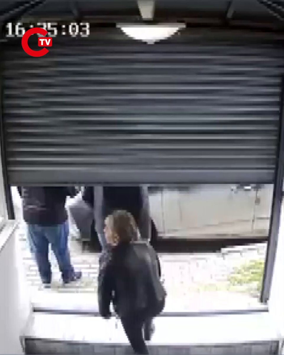 Avcılar'da Dövmecide Taciz Girişiminde Bulunan Şahıs, Esnaf Tarafından Yakalanarak Polise Teslim Edildi