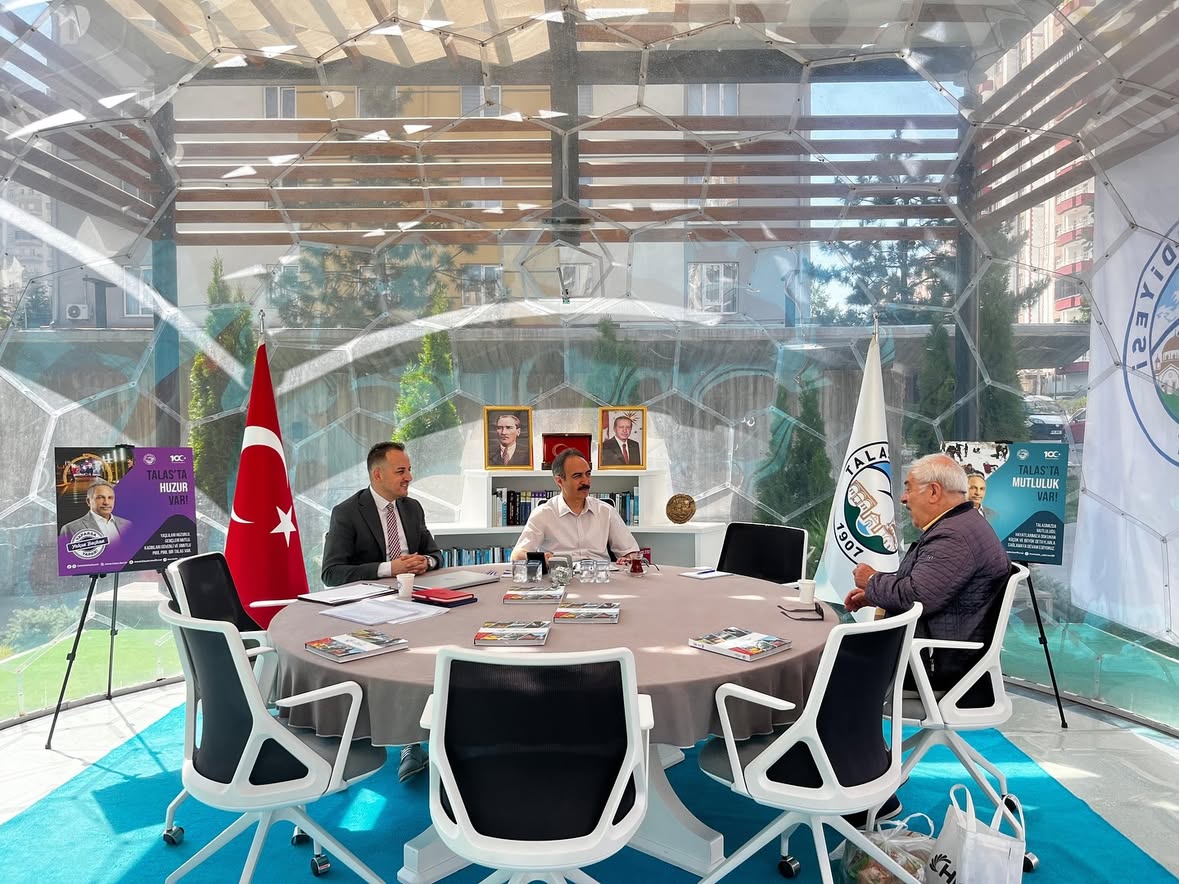 Talas Belediyesi, Vatandaşlarla Buluşuyor: Şeffaf Oda'da İstek ve Öneriler Dinleniyor