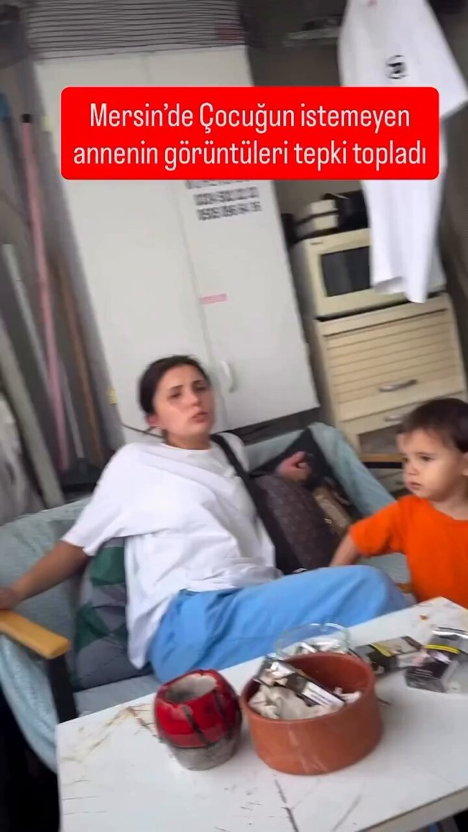 Mersin'de Anne ve Çocuk Arasında Yaşanan Hüzünlü Anlar Kameralara Yansıdı