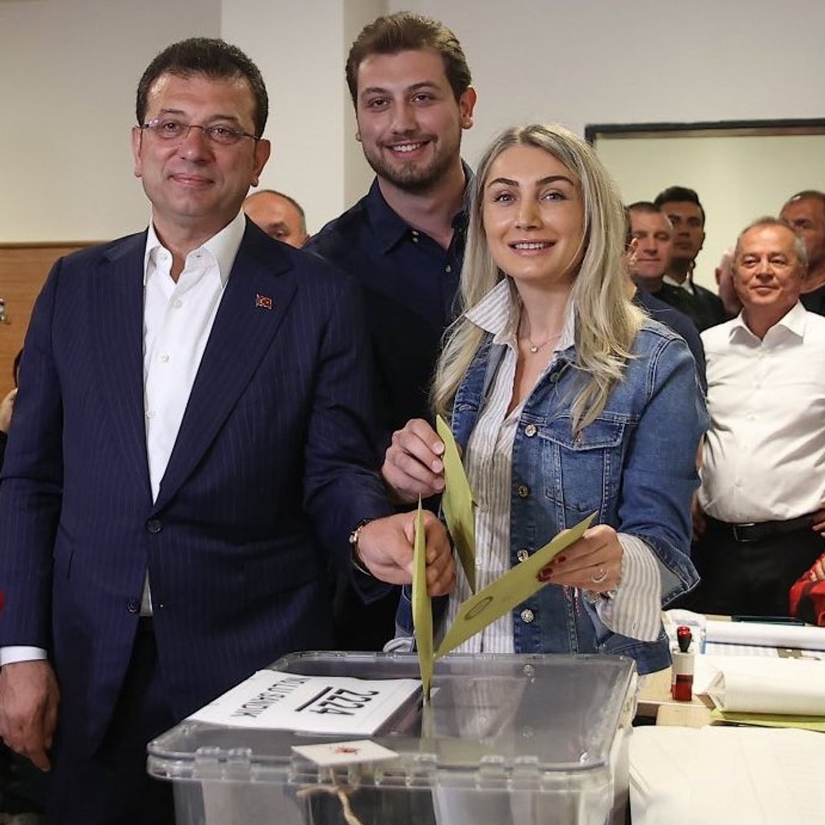 İstanbul Büyükşehir Belediye Başkanı Ekrem İmamoğlu'nun Babası ve Oğlu İfade Verecek