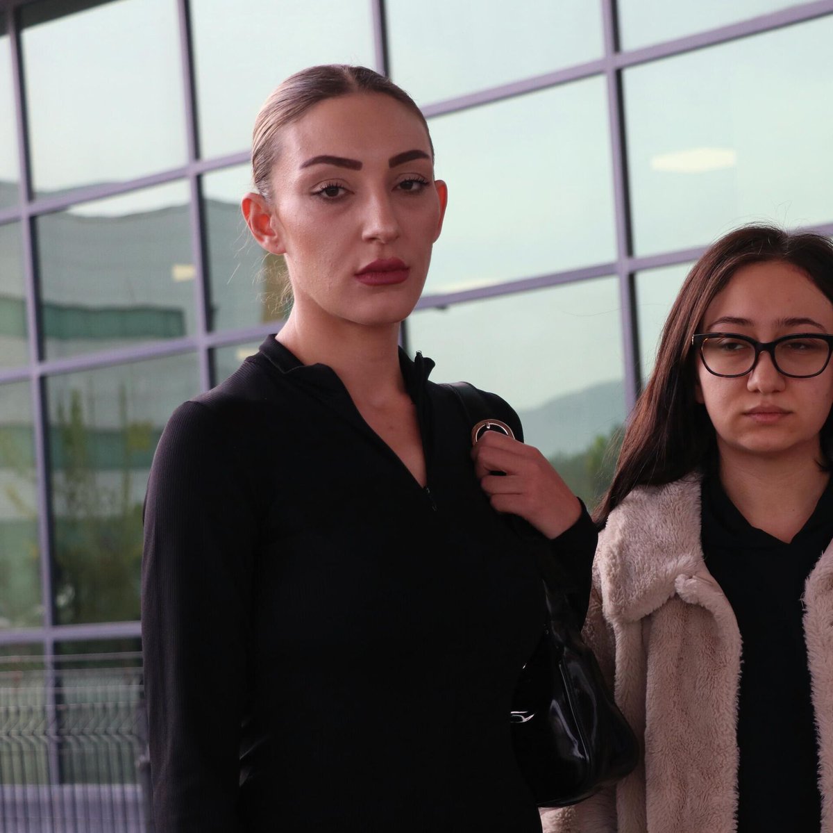 Güllü'nün Kızı Tuğyan Ülkem Gülter, Tasarlayarak Kasten Öldürme Suçundan Hakimliğe Sevk Edildi