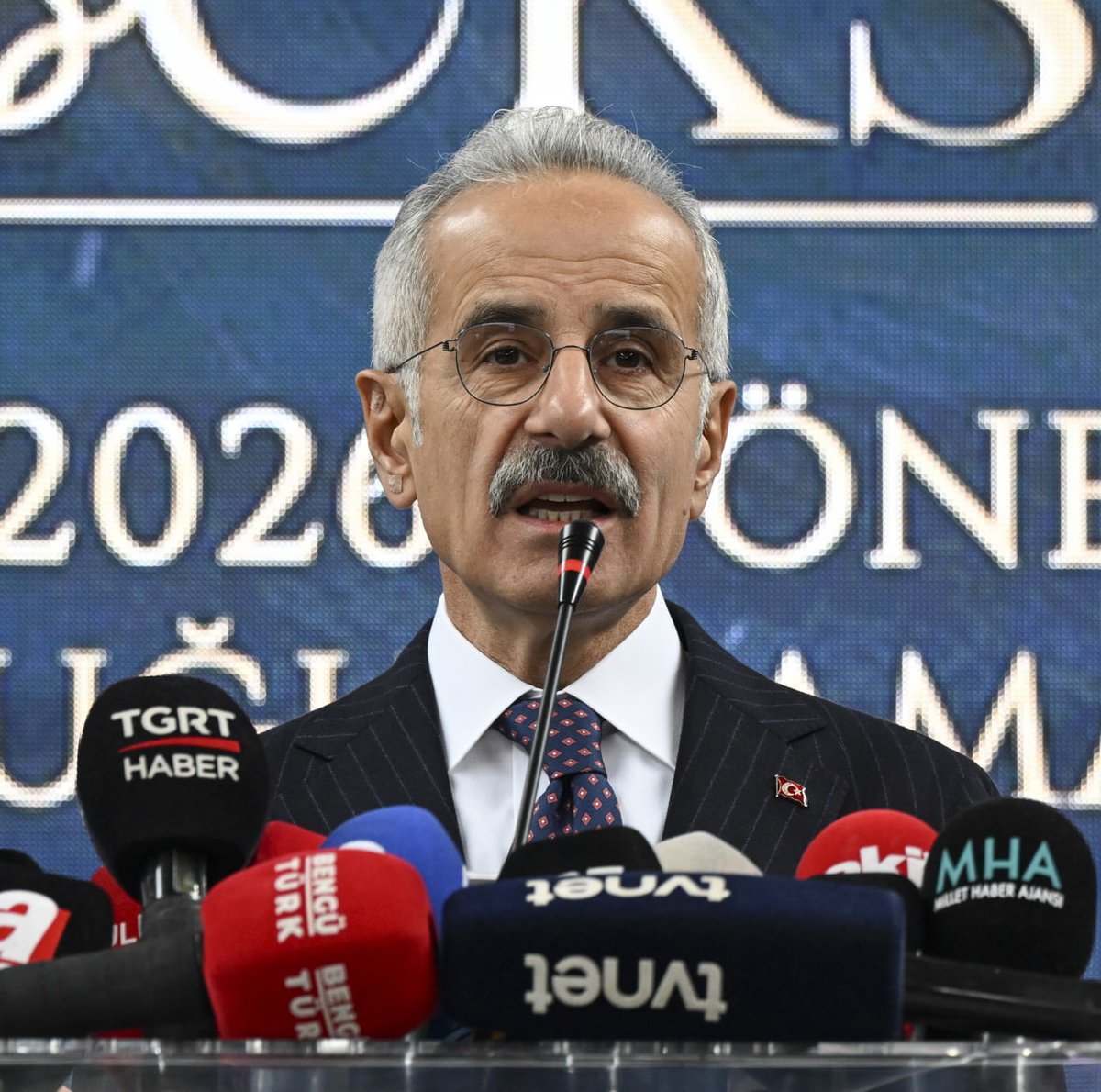 İran Cumhurbaşkanı'nın Helikopter Kazası: Kara Kutu İncelemesi Tarafsız Ülkede Yapılacak