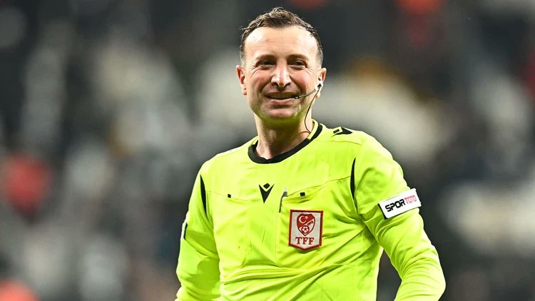 Karadeniz Teknik Üniversitesi'nde Güvenlik Görevlisi Olarak Çalışan Hakem Yasin Kol'un İkinci Kariyeri