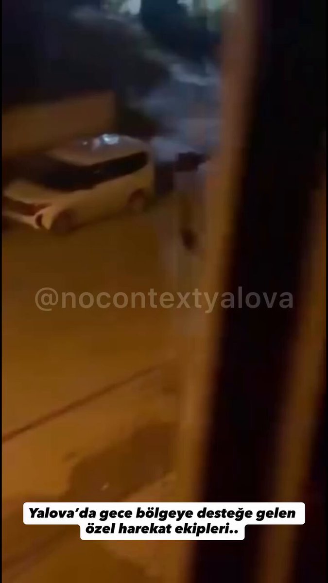 Özel Harekat Ekipleri Operasyon Düzenledi