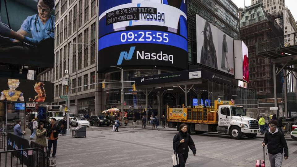 2025'te ABD Borsalarında Yapay Zeka Rüzgarı: En Çok Kazananlar ve Kaybedenler