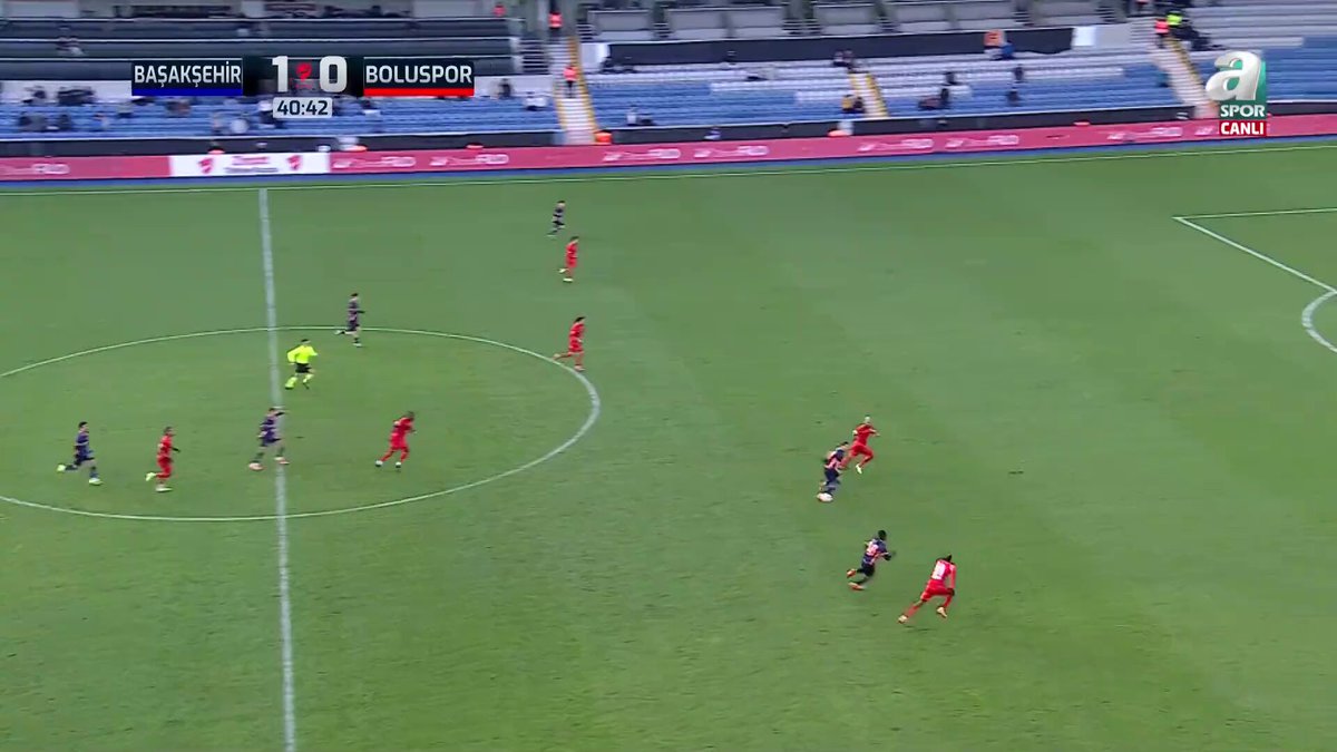 Bertuğ Yıldırım'ın Kaçırdığı Net Gol Pozisyonu Tartışma Yarattı