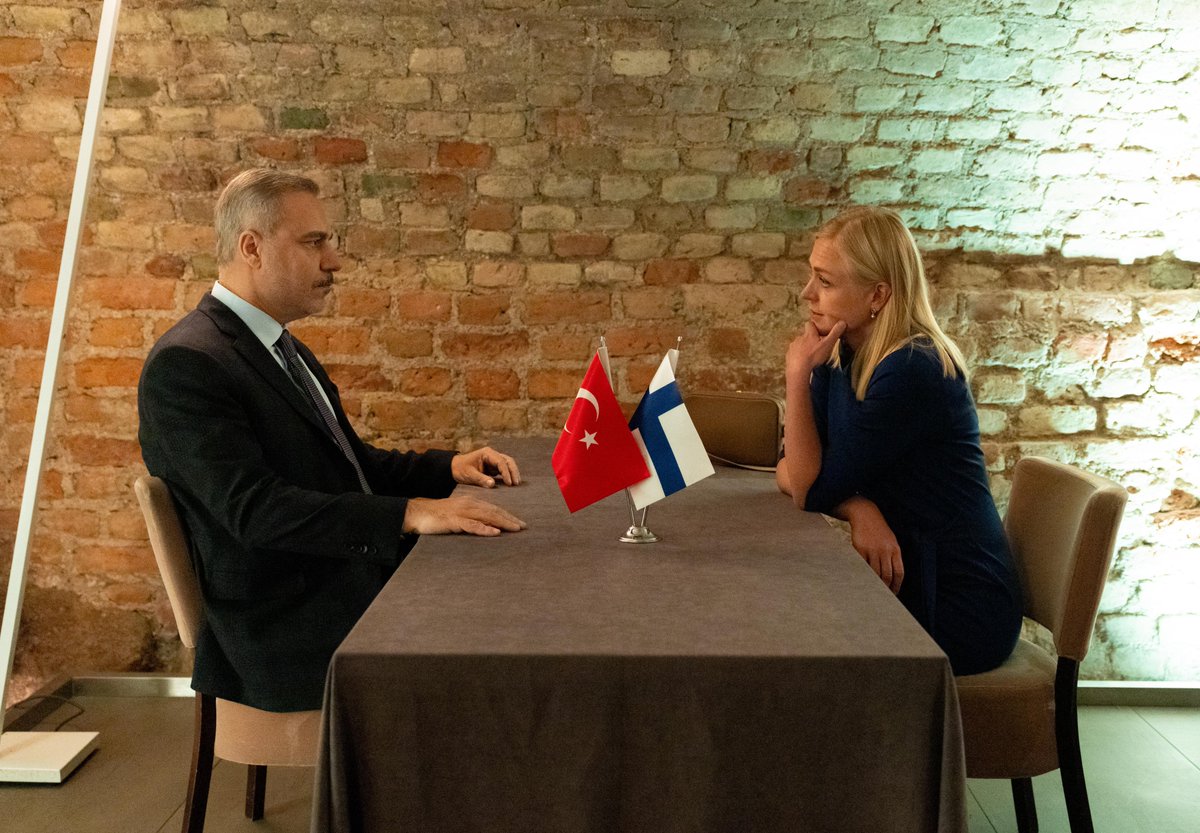 Dışişleri Bakanı Hakan Fidan, Finlandiya Dışişleri Bakanı Elina Valtonen ile Görüştü