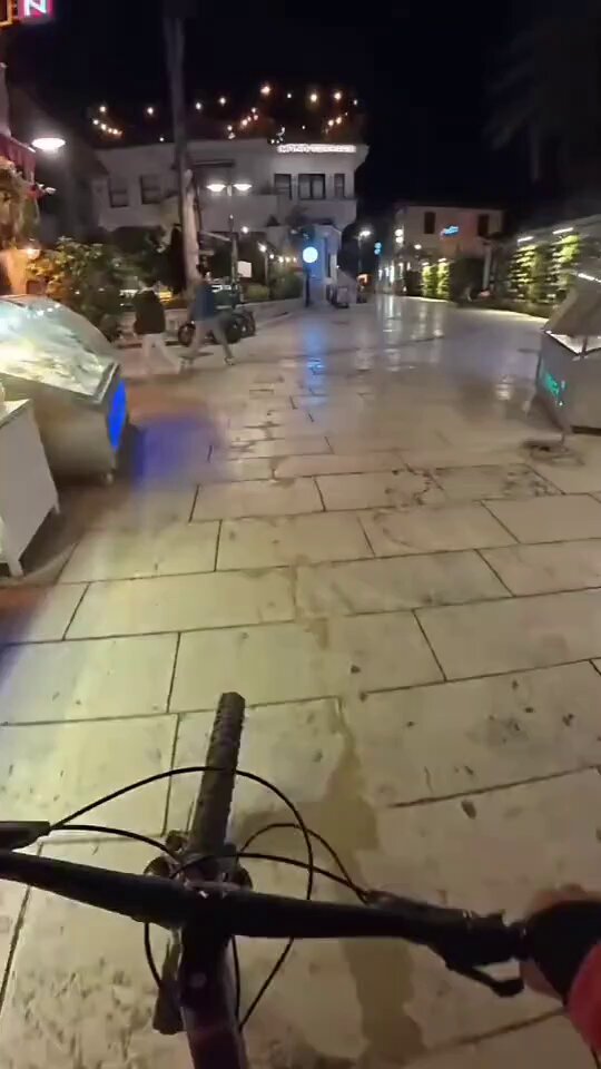 Antalya'da Bisikletli Gence Saldıran Şahıs Gözaltına Alındı