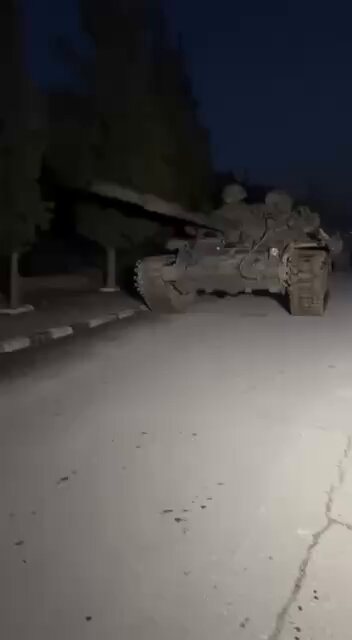 Suriye Ordusu, PKK/SDG'nin Kontrolündeki El Aktan Cezaevi Çevresine Tank Sevk Etti