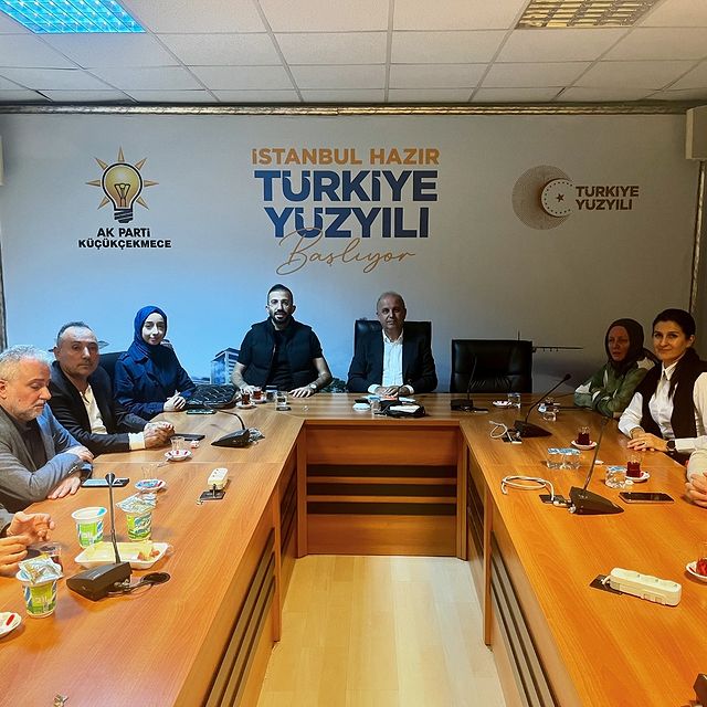 Ak Parti Küçükçekmece İlçe Yönetim Kurulu Toplantısı Gerçekleştirildi