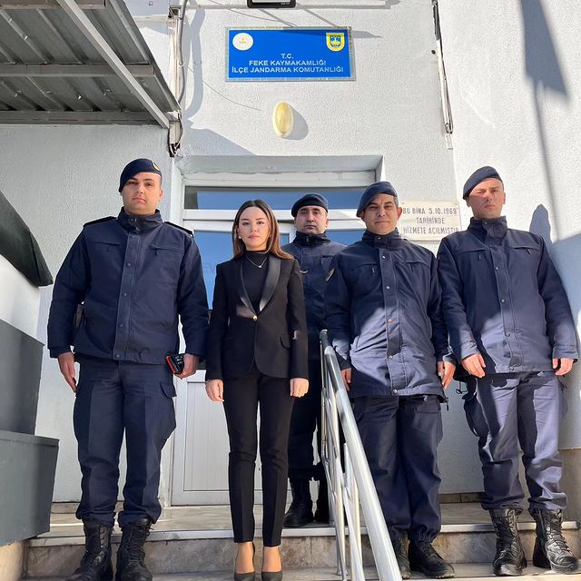 Feke Kaymakamı Feyza Yılmaz, İlçe Jandarma Komutanlığı'nı Ziyaret Etti