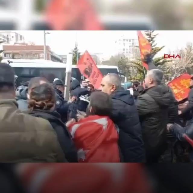 Kayseri'de İmamoğlu Gözaltısı Protesto Edildi