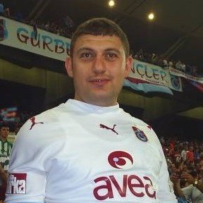 Fenerbahçe-Trabzonspor Maçını İzlerken Kalp Krizi Geçiren Taraftar Vefat Etti