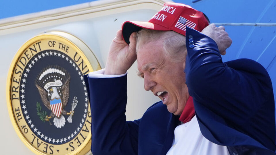 Trump, İş Dünyası Liderleriyle Beyaz Saray'da Toplantı Yaptı