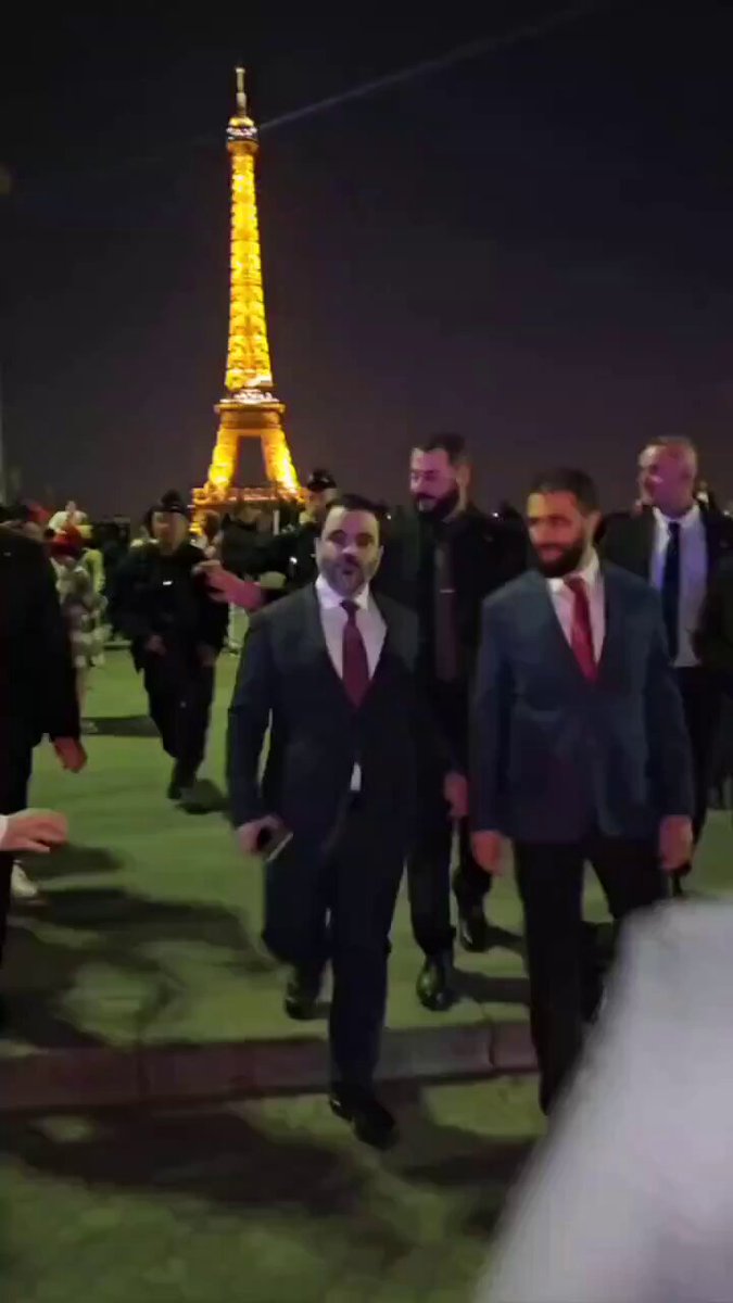 Suriye Cumhurbaşkanı Şara, Paris'te Eyfel Kulesi'ni Ziyaret Etti