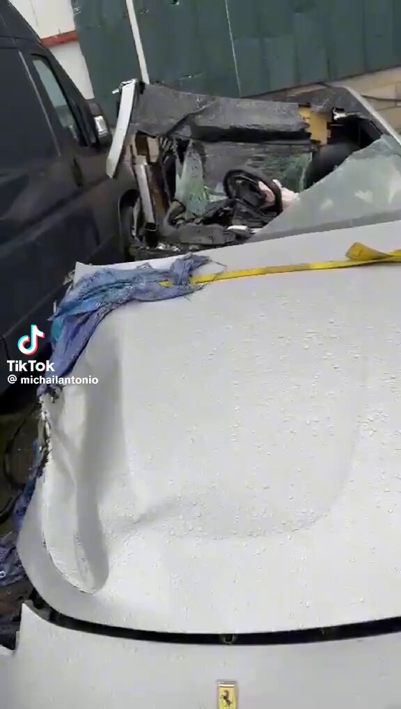 Michail Antonio Rehabilitasyon Sürecinde: Trafik Kazası Sonrası Gelişmeleri