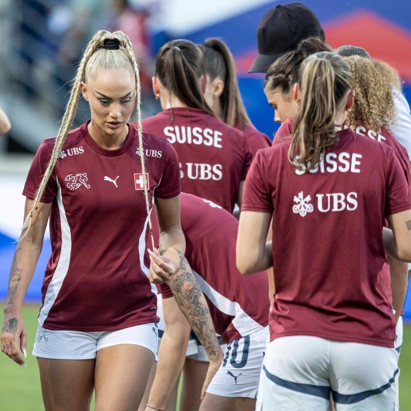 İsviçre Kadın Futbol Milli Takımı Luzern U 15 Erkek Takımı'na Mağlup Oldu