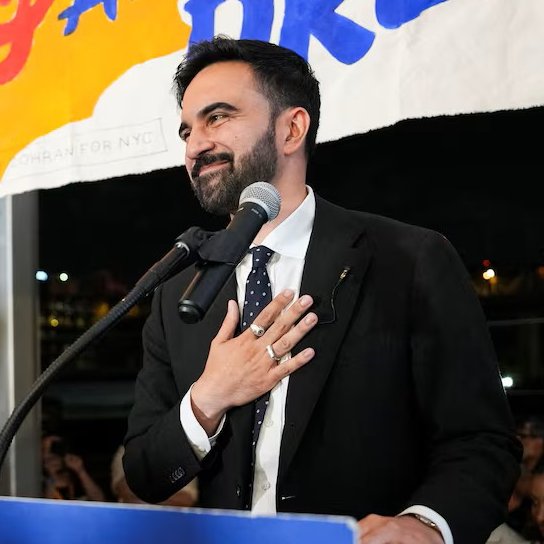 New York'ta Tarihi An: Zohran Mamdani İlk Müslüman Sosyalist Belediye Başkanı Adayı Oldu