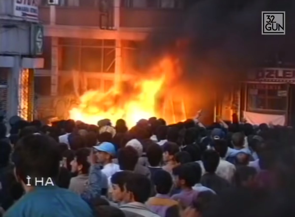 Madımak Katliamı'nın 32. Yıl Dönümünde Sivas'ta Anma Töreni Düzenlendi