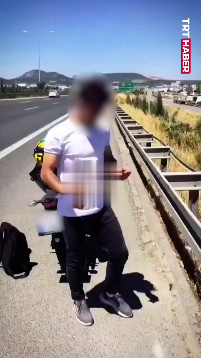 İzmir'de Yangın Çıkarmaya Çalışan Şüpheli Yakalandı