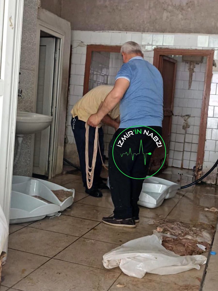 Bornova'da Tuvalette Kokoreç Skandalı: Halk Sağlığı Endişesi