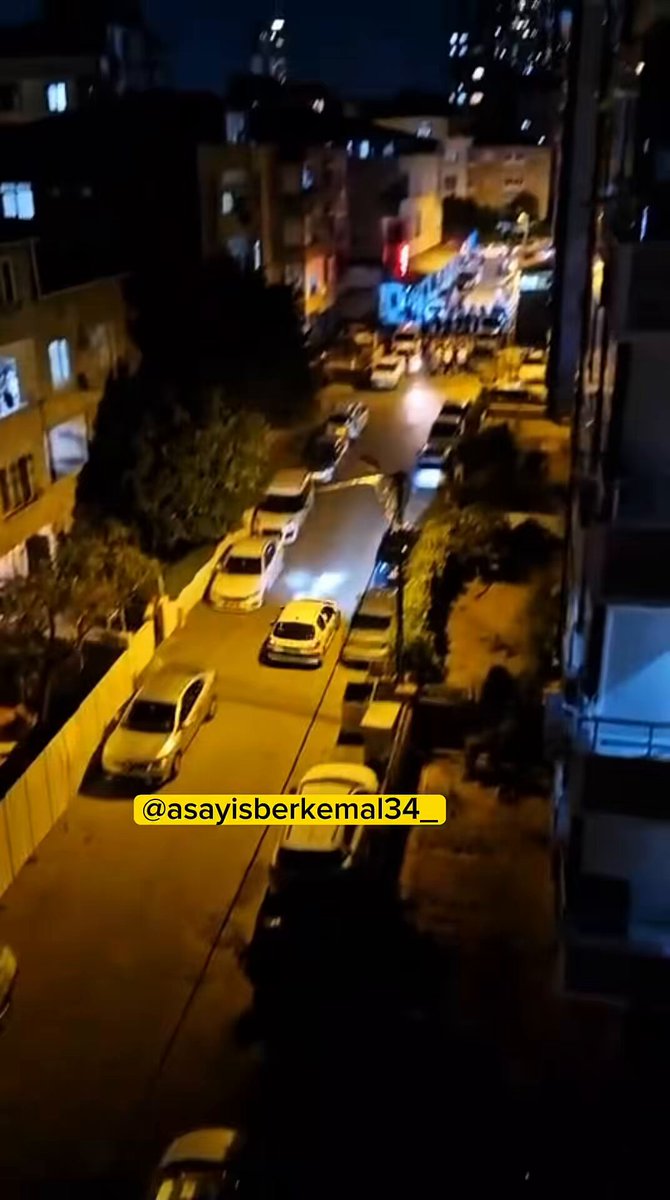 İstanbul Kartal'da Sürücü Kalabalığın Arasına Daldı: Olayın Detayları