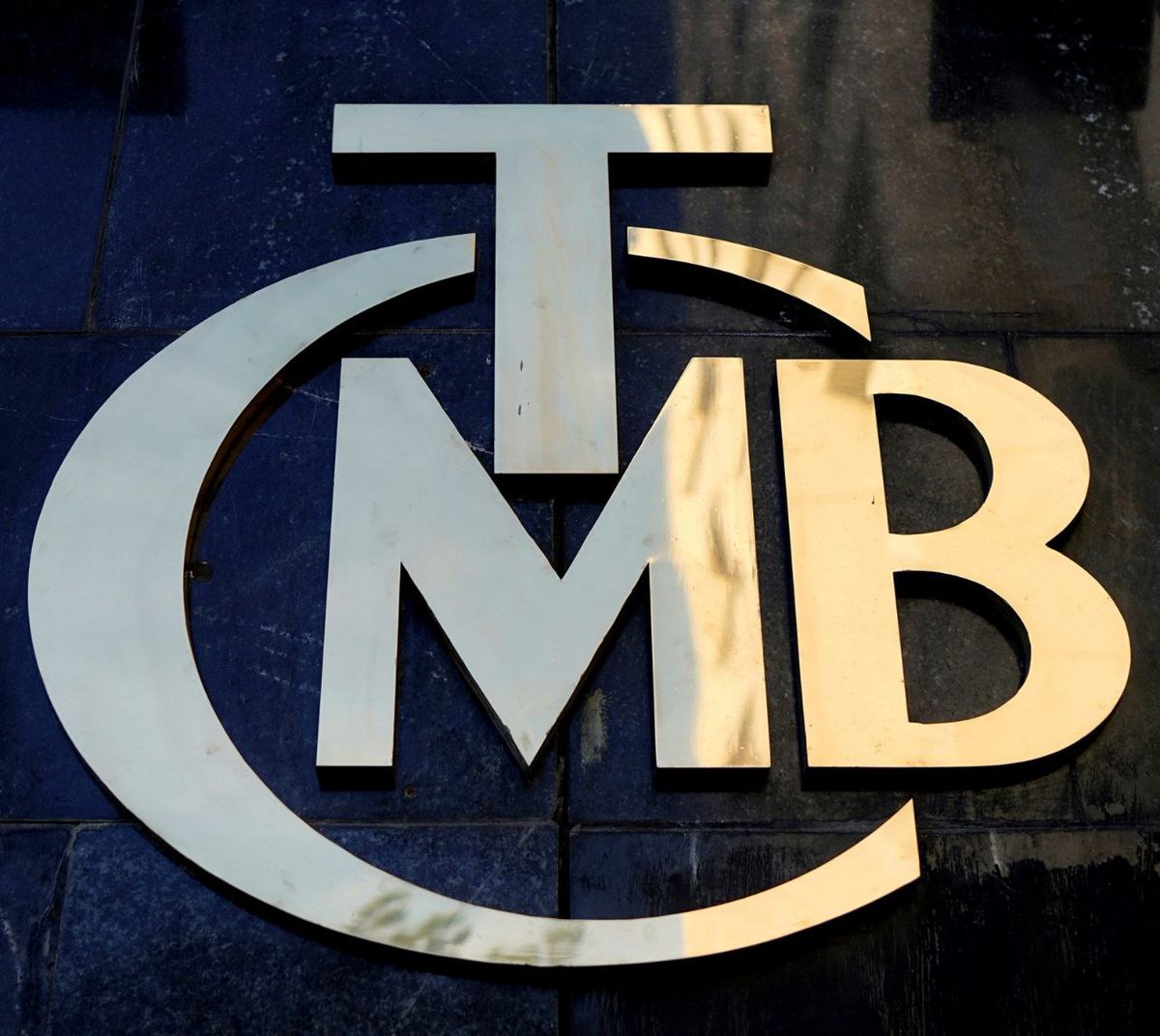 Merkez Bankası Politika Faizini İndirdi: Yüzde 40.5 Seviyesine Düştü