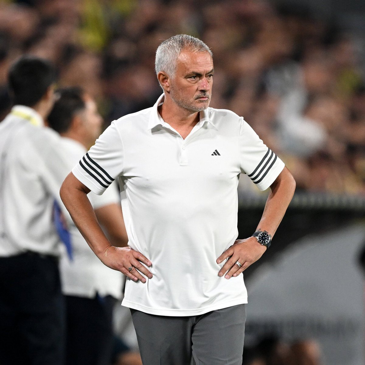 Jose Mourinho'dan Ali Koç'a Eleştiriler: Transfer Açıklaması Bekleniyor