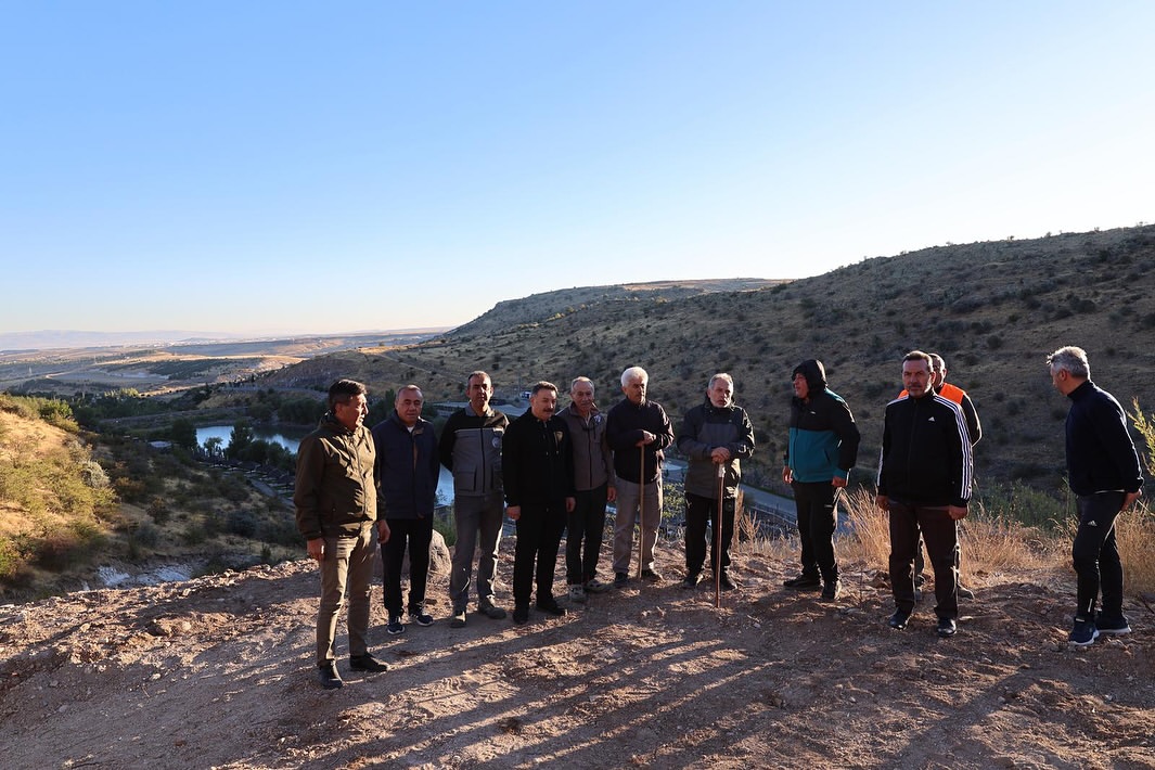 Talas Belediyesi Zincidere Göleti Üstü Yürüyüş Parkurunu Hizmete Açtı