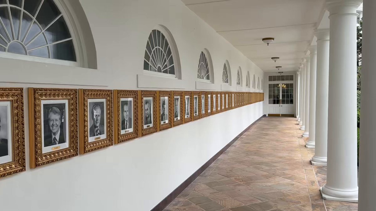 ABD Kongresi'nde Biden Portresi Yerine Otomatik İmza Makinesi Fotoğrafı Asılması Dikkat Çekti