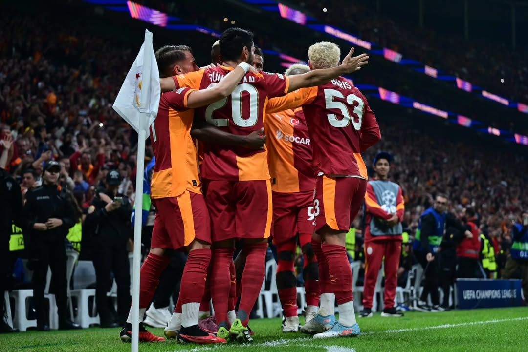 Galatasaray'ın Liverpool Zaferi İçişleri Bakanı Ali Yerlikaya Tarafından Tebrik Edildi