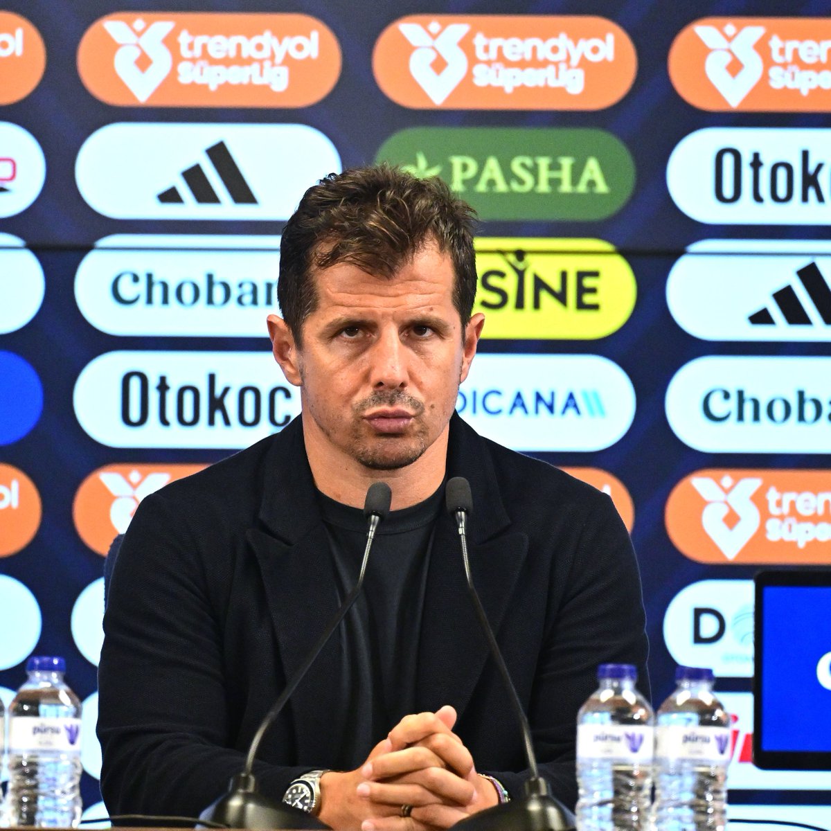 Emre Belözoğlu, İstifa Ettiğini Açıkladı