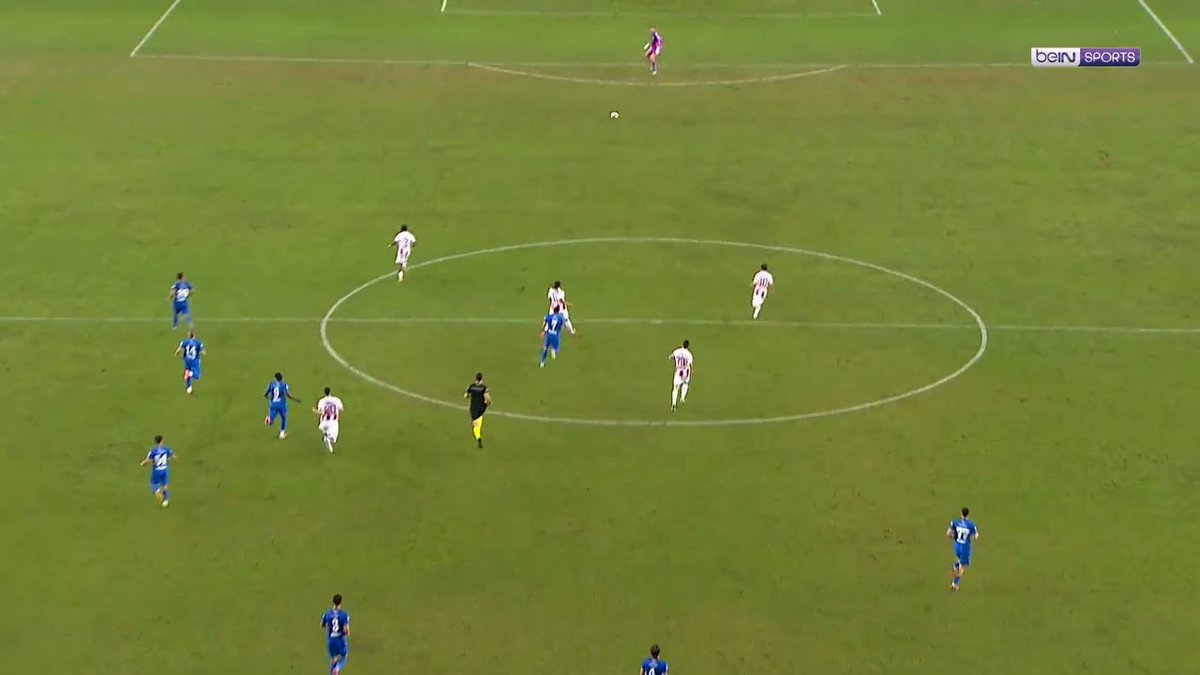 Çaykur Rizespor'lu Valentin Mihaila, Kendi Yarı Sahasından Gol Attı