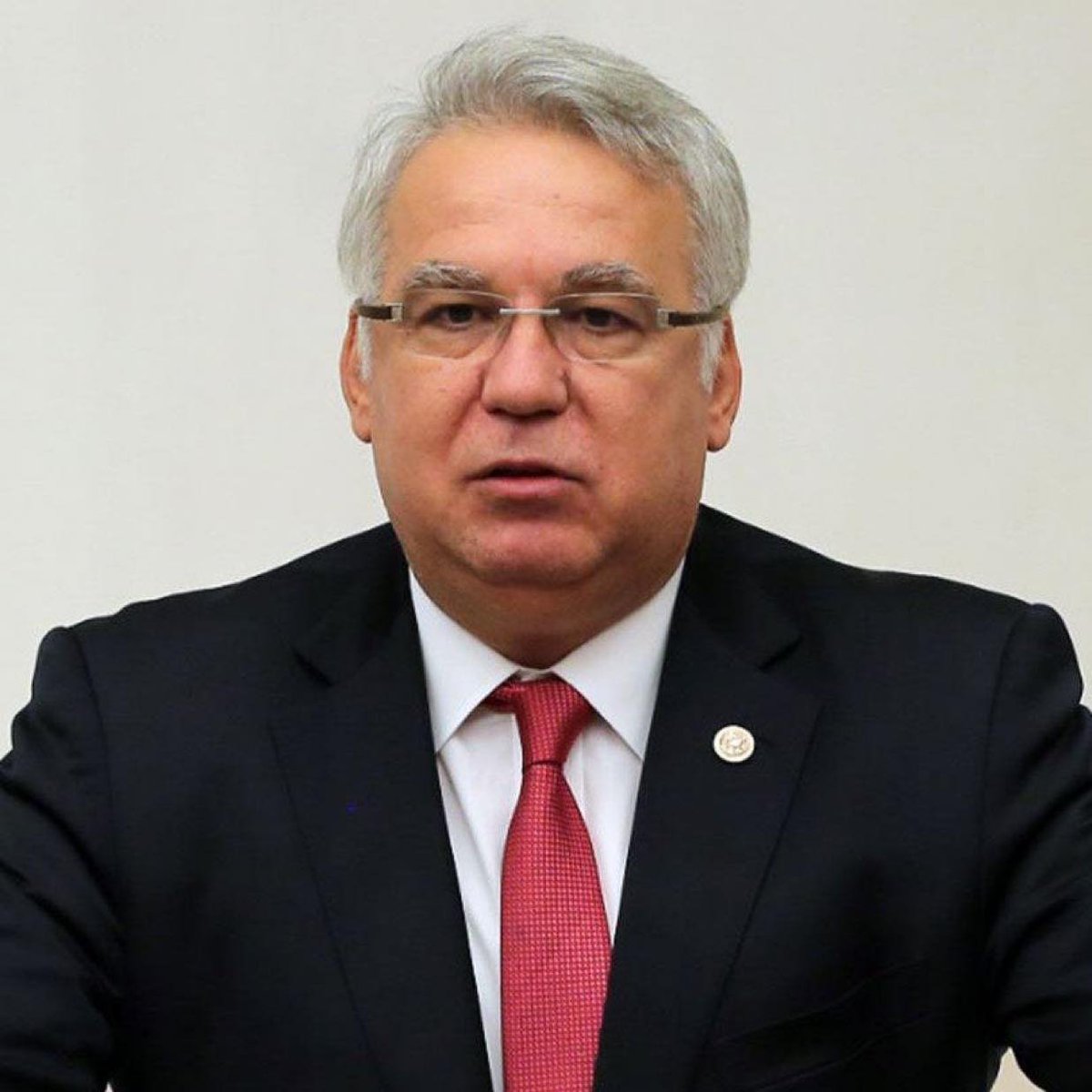 Eski AKP Milletvekili Hüseyin Kocabıyık Cumhurbaşkanına Hakaret Suçundan Tutuklandı