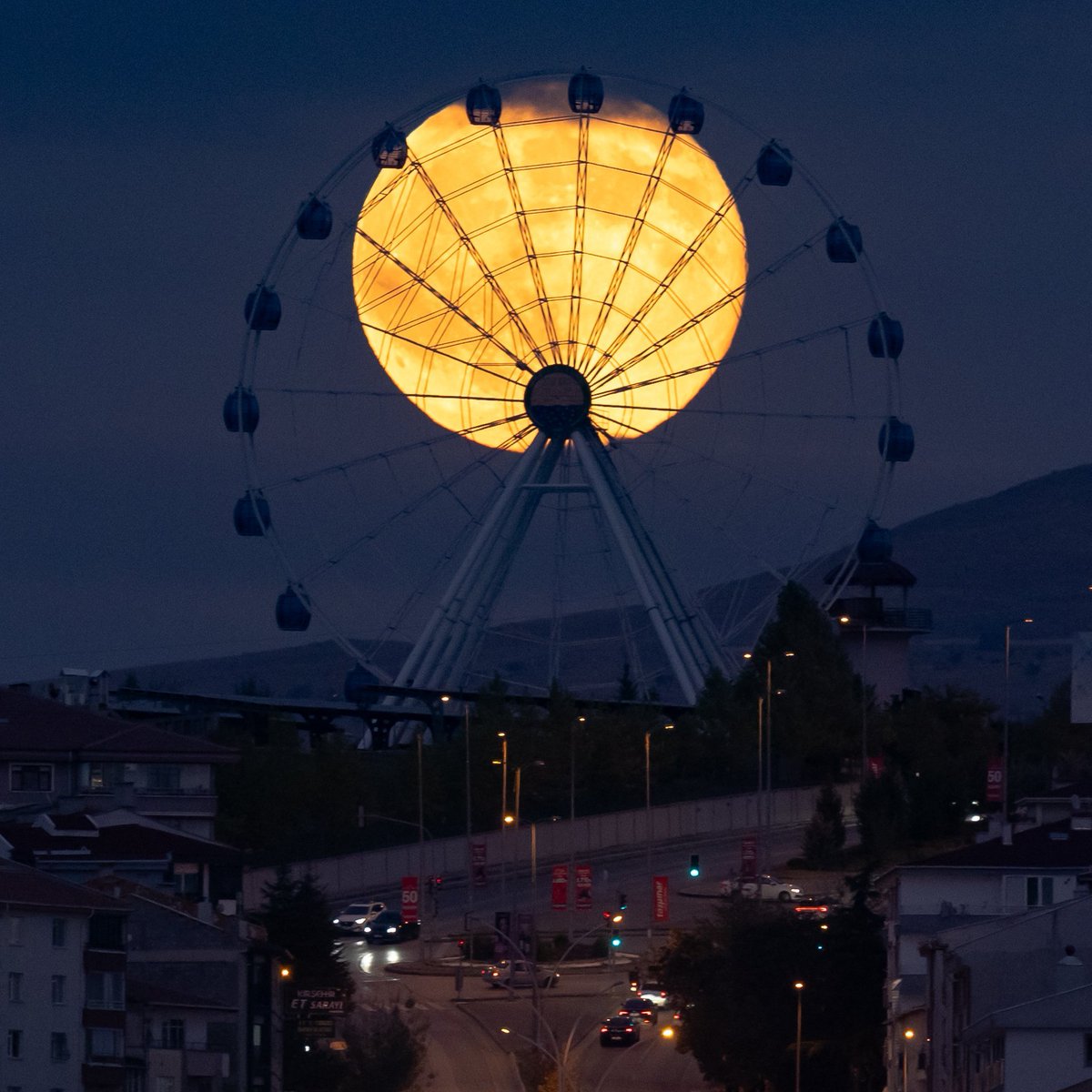 Süper Ay Ankara'da Görsel Şölen Oluşturdu