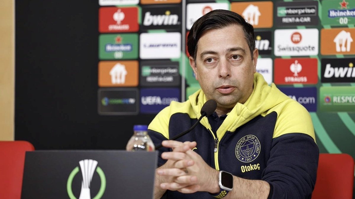 Fenerbahçe'de Büyük Değişim: İki Yönetici ve İki Oyuncu Kadro Dışı