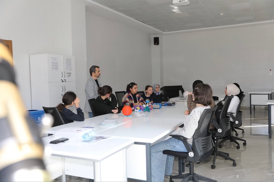 Kayseri'de Öğrenciler Bilim ve Teknoloji ile Buluştu