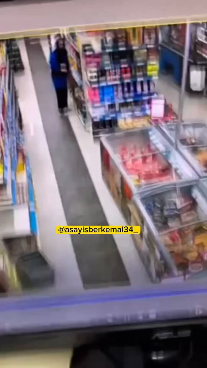 Eskişehir'de Trafik Tartışması: Şahıs, Genci Tekmeleyerek Yerden Yere Vurdu