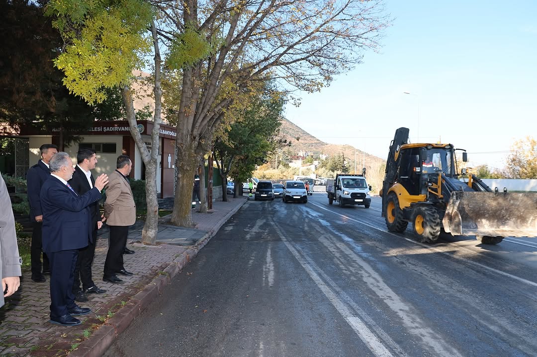 Talas Belediyesi, Yukarı Mahalle'de Kapsamlı Altyapı ve Çevre Düzenlemesi Başlattı