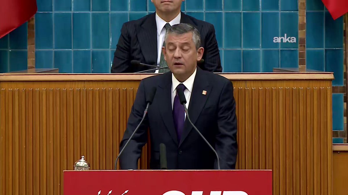 Özgür Özel'den Devlet Bahçeli'ye Kıbrıs Açıklaması: 