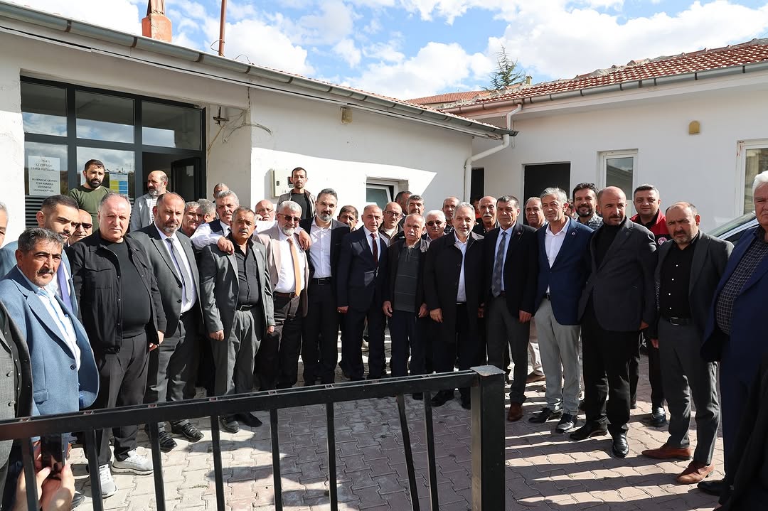 Talas Belediye Başkanı, Yazyurdu Mahallesi'nde Vatandaşlarla Buluştu