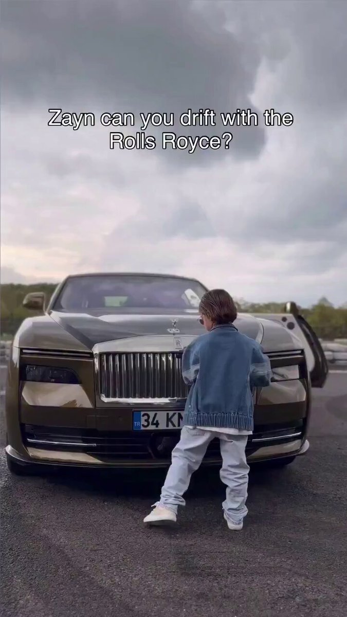 6 Yaşındaki Çocuğun Rolls Royce ile Drift Yaptığı Görüntüler