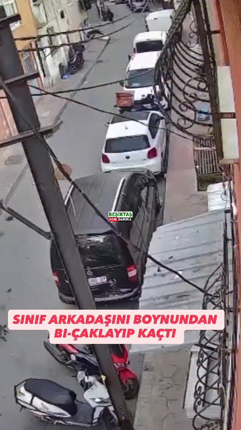 İstanbul'da 13 Yaşındaki Öğrenci, Okul Arkadaşını Bıçakladı